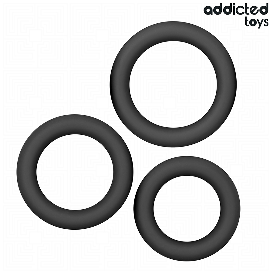 Lot de trois anneaux peniens ronds en silicone noir lisse Addicted, diametres degrades, cockrings souples pour soutenir et prolonger l'erection.