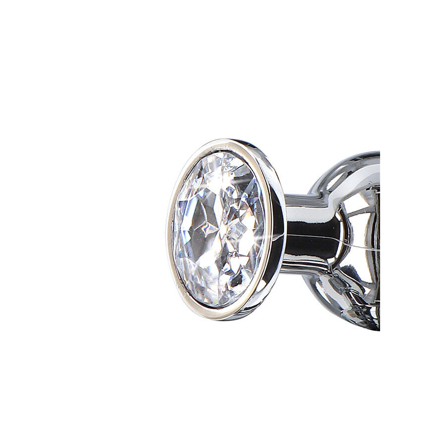 Vue rapprochee de la base du plug anal bijou chrome avec gros strass transparent cercle de metal, finition lisse non poreuse facile a nettoyer apres usage.