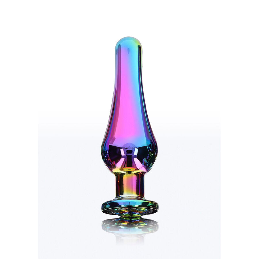Plug anal bijou en metal aux reflets arc-en-ciel vu de profil, silhouette fuselee et base evasee de securite, surface lisse conductrice ideale pour debuter en jeux anaux.