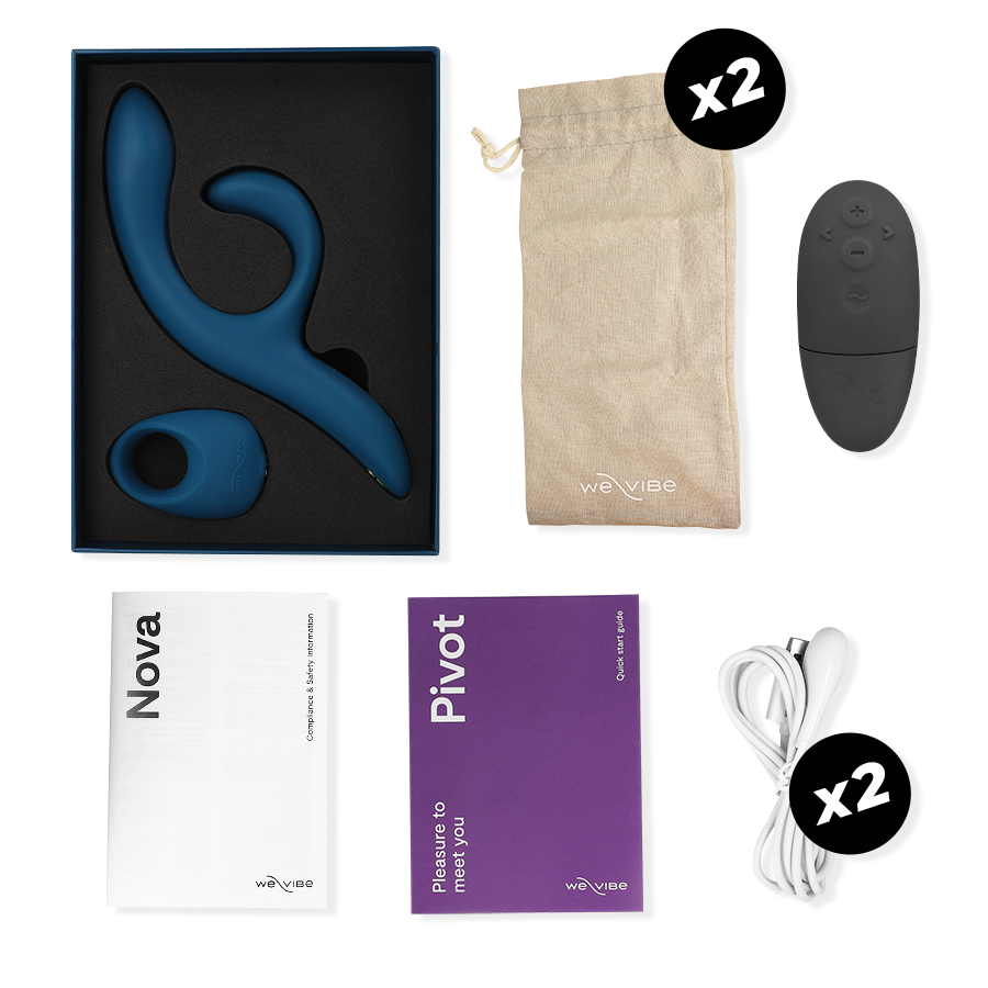 Coffret Date Night We-Vibe déballé : vibromasseur Nova et anneau Pivot en silicone bleu, pochettes x2, télécommande, câbles et notices, présentés à plat dans l'écrin couple.