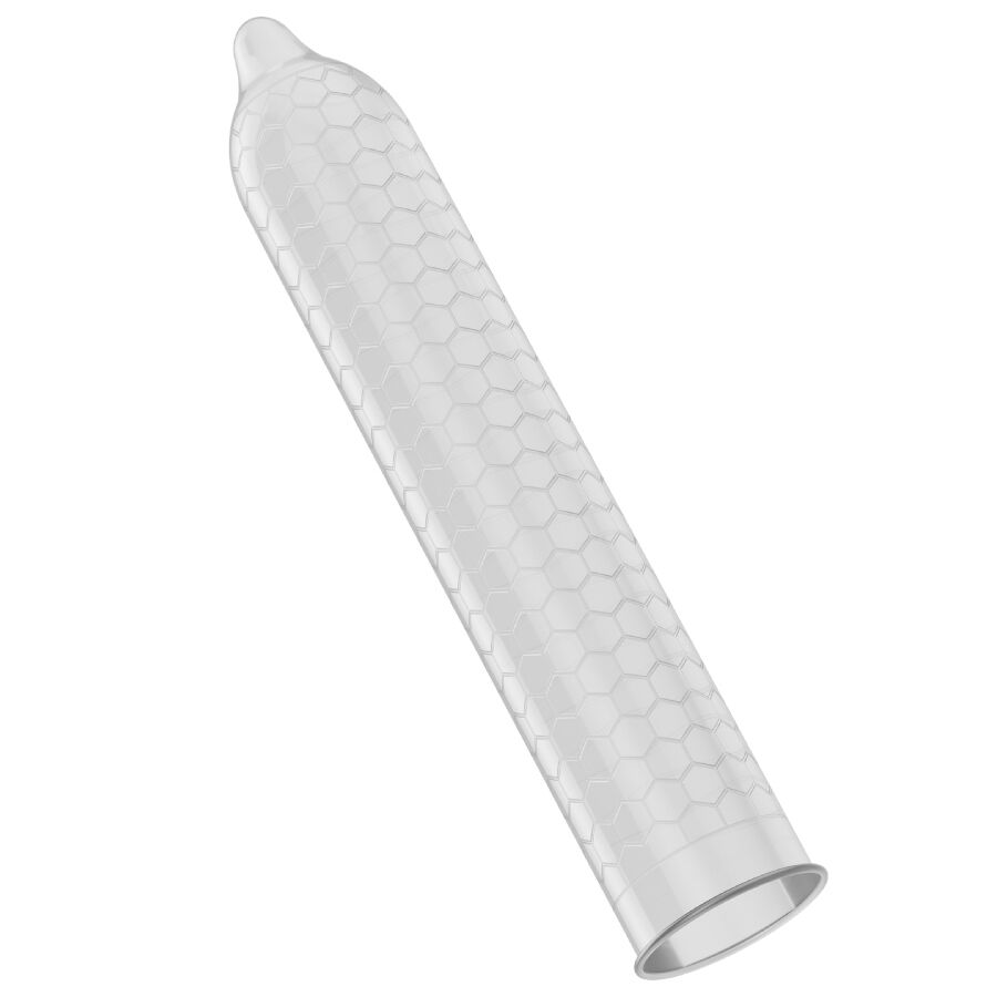 Preservatif Lelo Hex transparent en biais, latex naturel a structure hexagonale en relief, vue produit sur fond blanc sans anatomie.