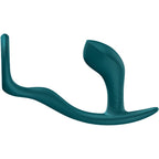 Cockring plug Bootie Ring en silicone vert vu de profil, anneau penien souple suivi d un plug anal incurve a embout arrondi lisse, ensemble une piece compatible jeux de couple.