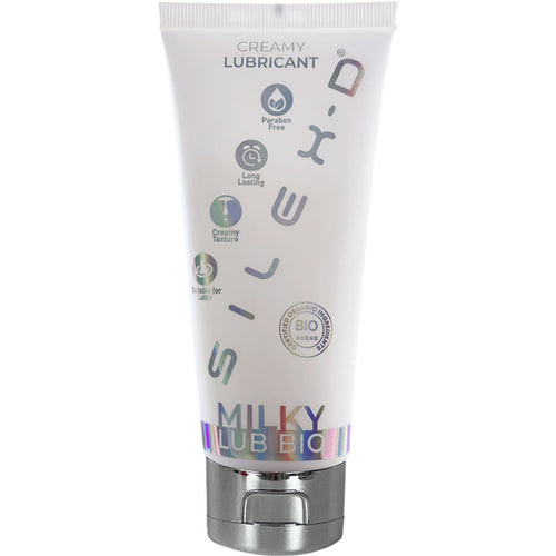 Tube de lubrifiant crémeux Silexd Milky Lub 100 ml, flacon blanc à effet laiteux, base eau bio et vegan. Mentions Paraben Free et Bio. Produit bien-être seul, aucun élément anatomique.