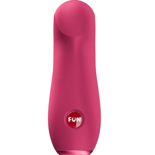 Mini vibromasseur Stella en silicone rouge framboise, tête arrondie pour le clitoris et le point G, bouton FUN central, format compact à piloter d'une pression.