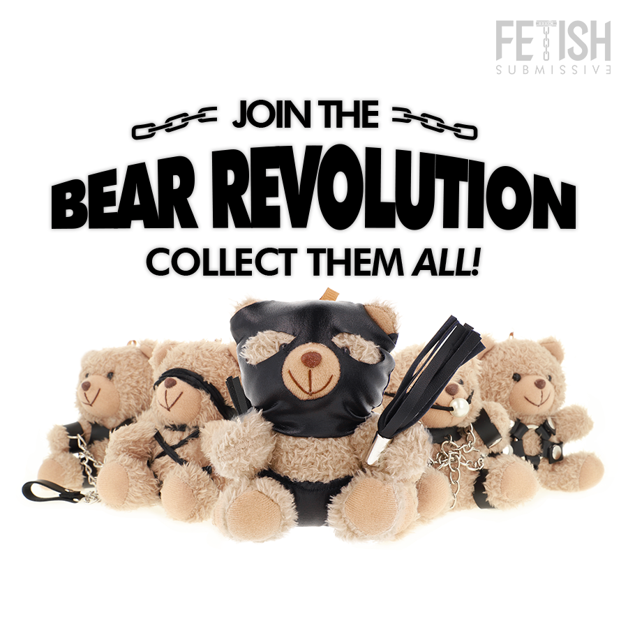 Visuel Bear Revolution Fetish Submissive presentant la collection d'oursons peluche dont la cagoule a fouet, invitation a collectionner tous les porte-cles fetiches