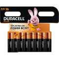 Carton economy Duracell Plus de seize piles AA alcalines LR6 vues de face, technologie Power Boost longue duree pour jouets sur pile et petits appareils.