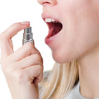 Spray buccal menthe rafraîchissant pour sexe oral — vue de profil