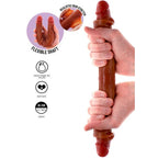 Double gode realiste a prepuce mobile, profil vertical : deux extremites a gland detaille et veinage, silicone double densite effet peau, tige souple chair fonce.