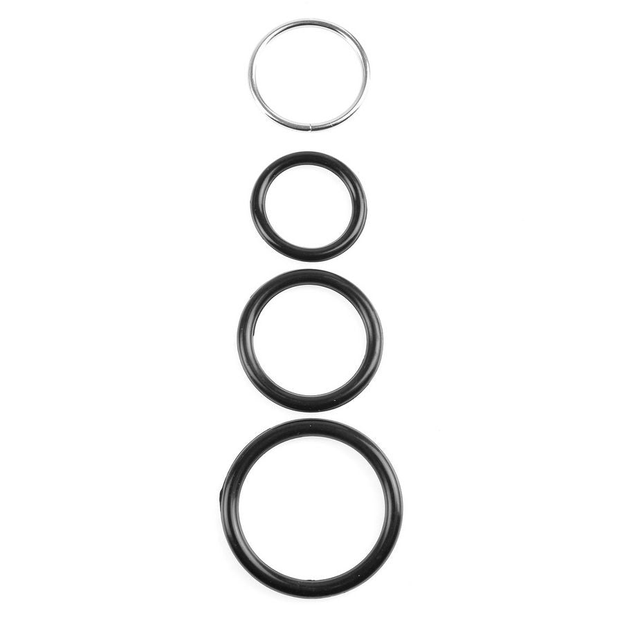 Trois anneaux en silicone noir lisse de diamètres croissants livrés avec le harnais Perfect Fit, à choisir selon la base du gode pour un maintien sûr.