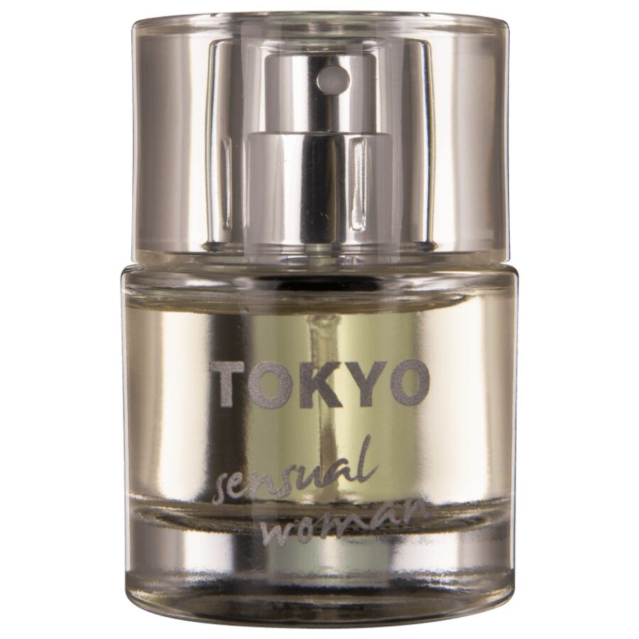 Gros plan du flacon Tokyo Sensual Woman 30 ml Hot aux pheromones, verre dore et bouchon chrome, parfum femme floral et fruite sensuel.