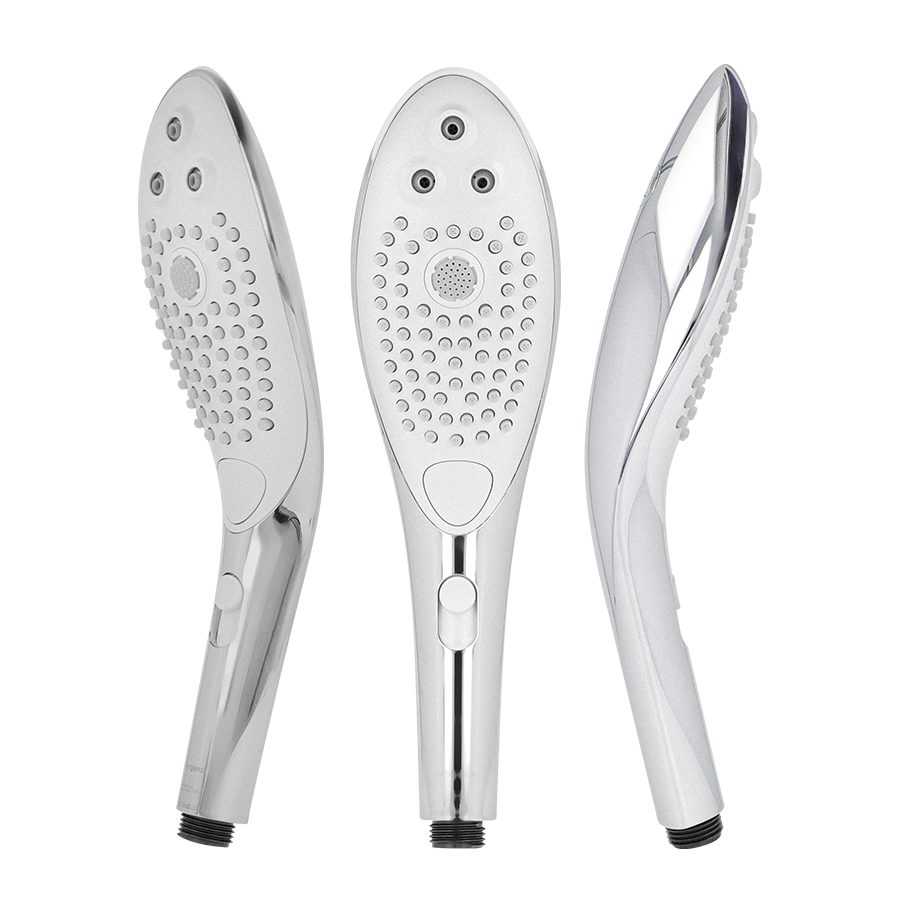 Pommeau de douche Womanizer Wave chromé présenté sous trois angles