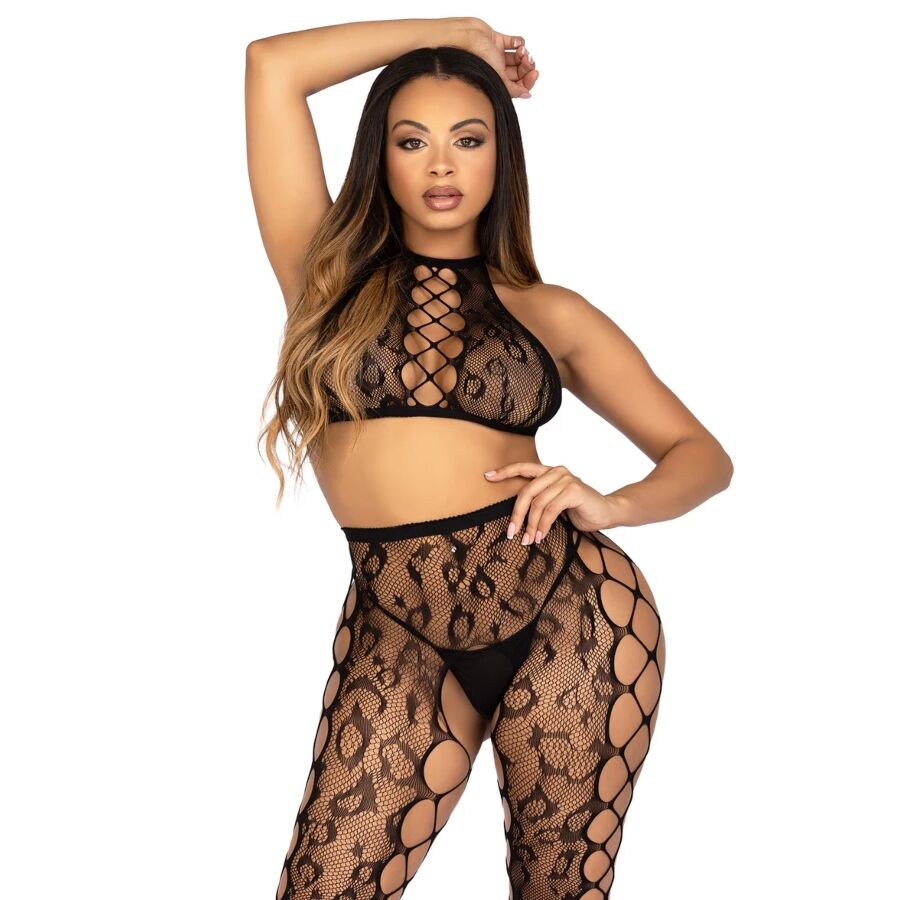 Crop top et collants ajourés sans entrejambe noirs, gros plan buste, bras levé au-dessus de la tête