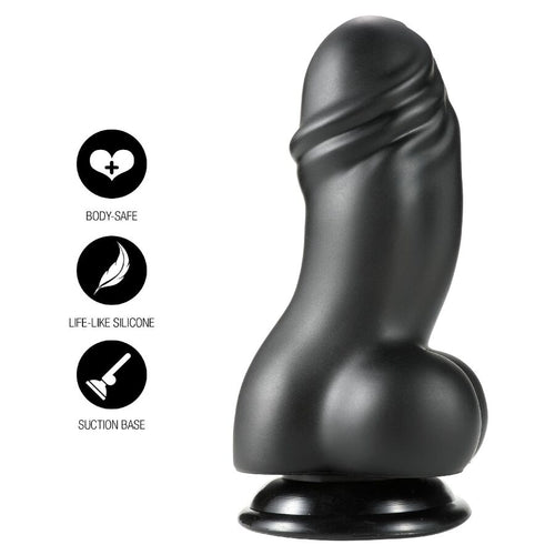 Gode XXL en PVC noir vu de trois-quarts, gland realiste et testicules volumineux sur base ventouse, surface lisse et diametre genereux pour sensation de plenitude.