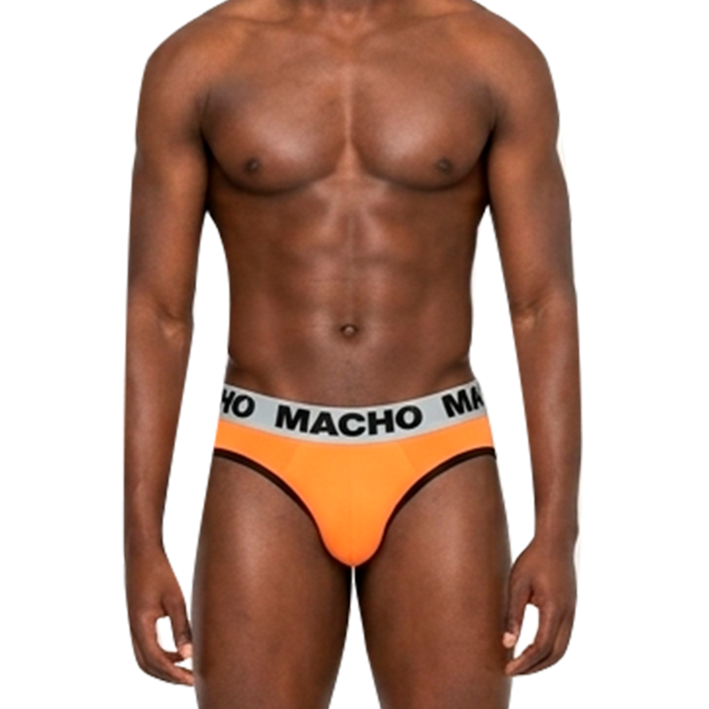 Slip orange MACHO MCH012 porté de face, vue du torse aux cuisses, ceinture grise logo MACHO noir