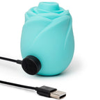 Stimulateur clitoridien par succion en forme de rose — détail produit 2