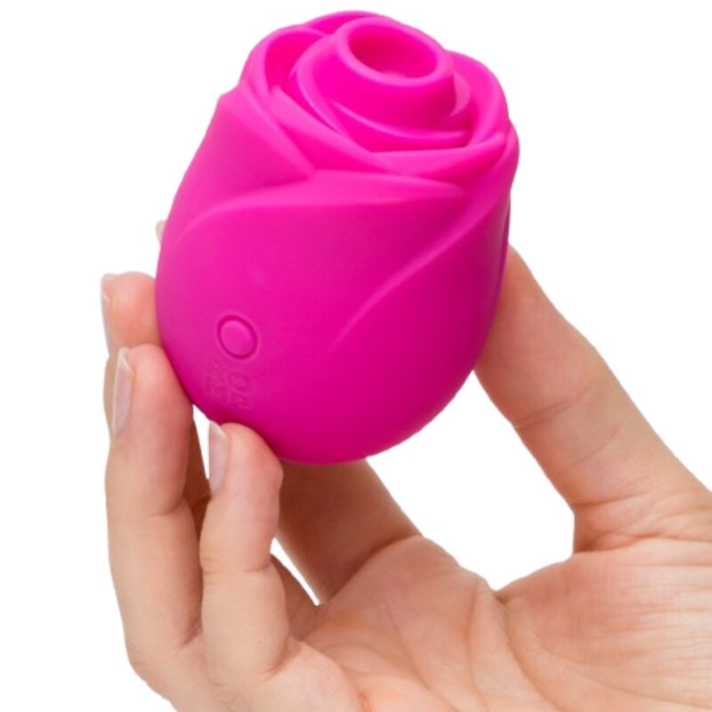 Stimulateur clitoridien par succion en forme de rose — vue rapprochée