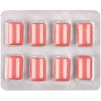 Gros plan sur la plaquette de 8 chewing-gums roses AfterDrink sortie de son emballage