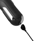 Gros plan sur l'embout de recharge magnétique du vibrateur lapin Fetish Fantasy Series Sonix noir