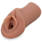 Fourreau vu de trois-quarts en angle, ouverture moulée sur le côté, texture mate de la matière FantaFlesh.