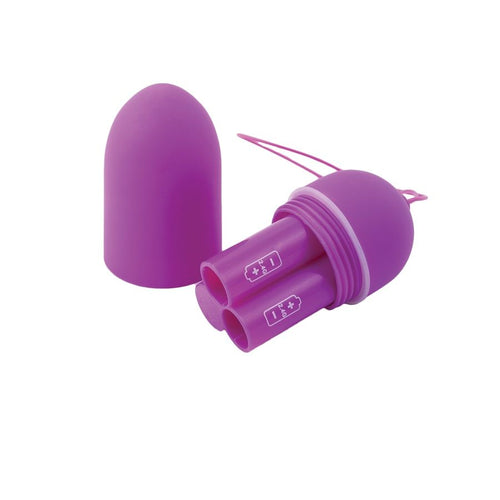 Œuf vibrant violet ouvert : capuchon dévissé à gauche, corps à compartiment pile fileté à droite. Plan rapproché sur le mécanisme interne, surfaces lisses non anatomiques.