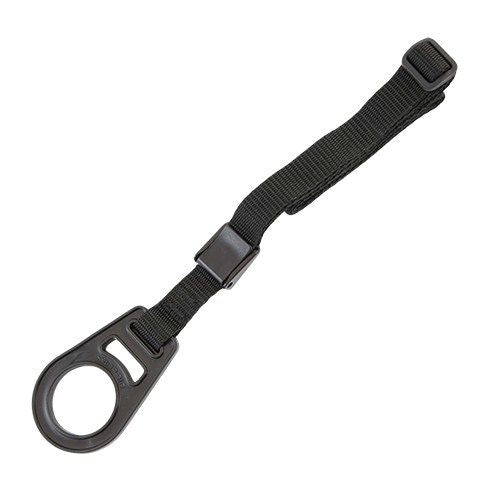 Sangle de support Bathmate Shower Strap noire avec boucle clip et anneau, harnais de maintien pour pompe penienne sous la douche, vue detaillee de la fixation