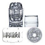 Masturbateur compact transparent vu sous plusieurs angles, manchon cristallin a double ouverture et texture interne en relief, format court, fond blanc.