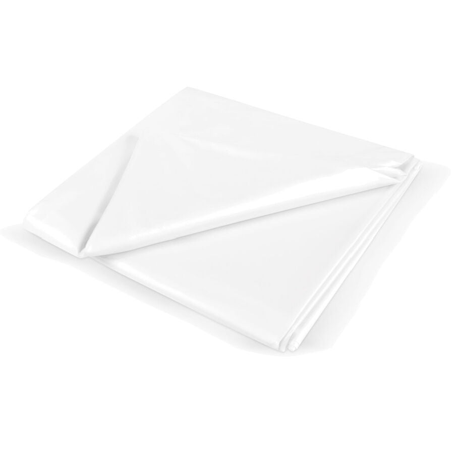 Drap de jeu impermeable blanc Joydivision plie en triangle, vu de dessus, toile lavable et glissante pensee pour les ebats humides avec huiles et gels