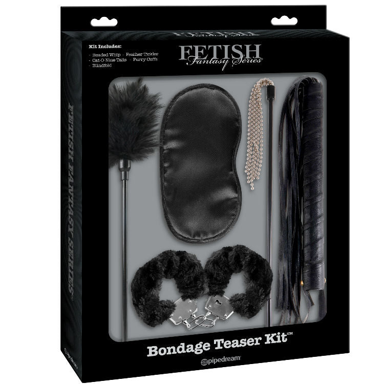 Boite Fetish Fantasy Bondage Teaser Kit de Pipedream, visuel des accessoires plumeau, masque satin, manchettes fourrure et martinet, sans anatomie.