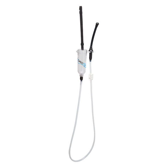 Accessoire tubulaire transparent du Bathmate Hydrouche avec valve et embouts noirs, element du systeme de douche intime hydraulique par vide d'eau