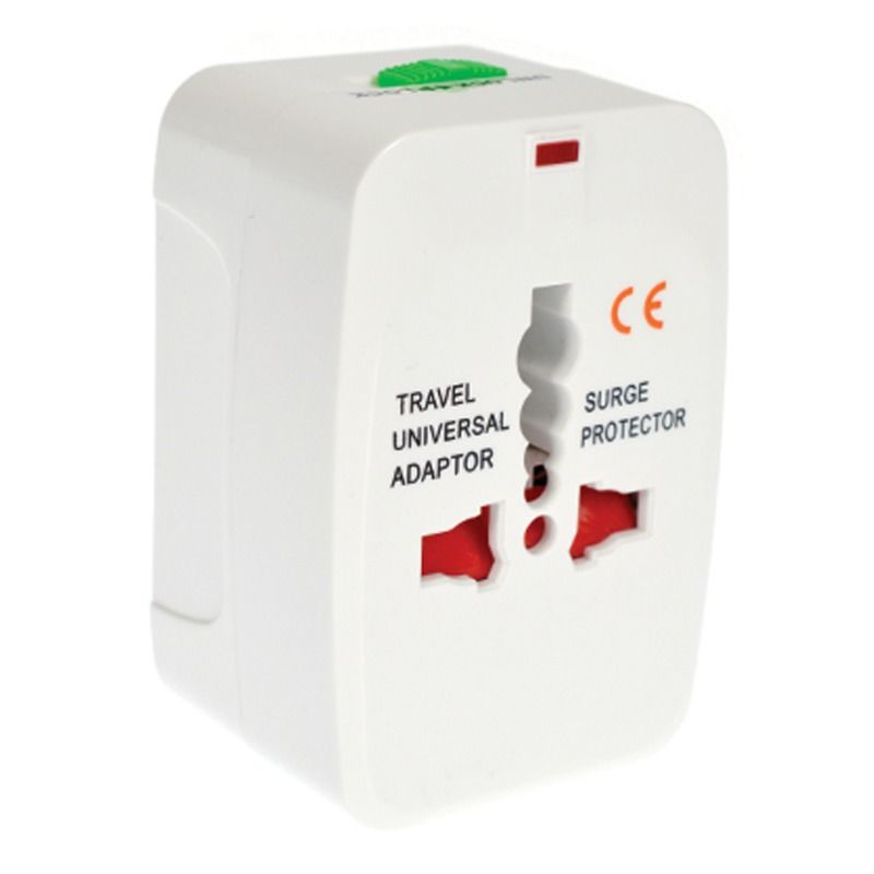 Adaptateur secteur universel blanc avec parasurtenseur et marquage CE, accessoire d'alimentation fourni avec la machine sexe portable pour usage en voyage.