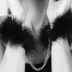 Menottes plumes Za Za Zu réglables — détail produit
