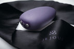 Masseur clitoridien Mimi Soft silicone violet — finition matière