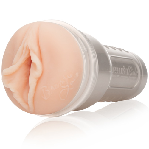 Masturbateur Fleshlight Brandi Love de profil, etui translucide et orifice vulve realiste reproduisant l anatomie intime de l actrice en Superskin