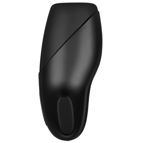 Masturbateur vibrant Satisfyer Men noir vu de profil, coque effilee en silicone a fente discrete, surface lisse non anatomique, deux moteurs, submersible et rechargeable USB.