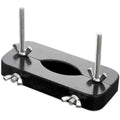 Presse-testicules reglable en bois laque noir et metal a deux longues vis et ecrous a oreilles, accessoire de domination fait main vu de profil sur fond blanc.