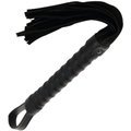 Fouet de bondage Darkness a manche cuir noir, meches souples retombantes sur poignee texturee a dragonne, flogger de discipline BDSM ergonomique pour debutants.