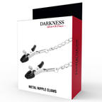Boite Darkness Metal Nipple Clams presentant les pinces a tetons en acier reliees par chaine, embouts caoutchoutes pour le pincement reglable des mamelons.