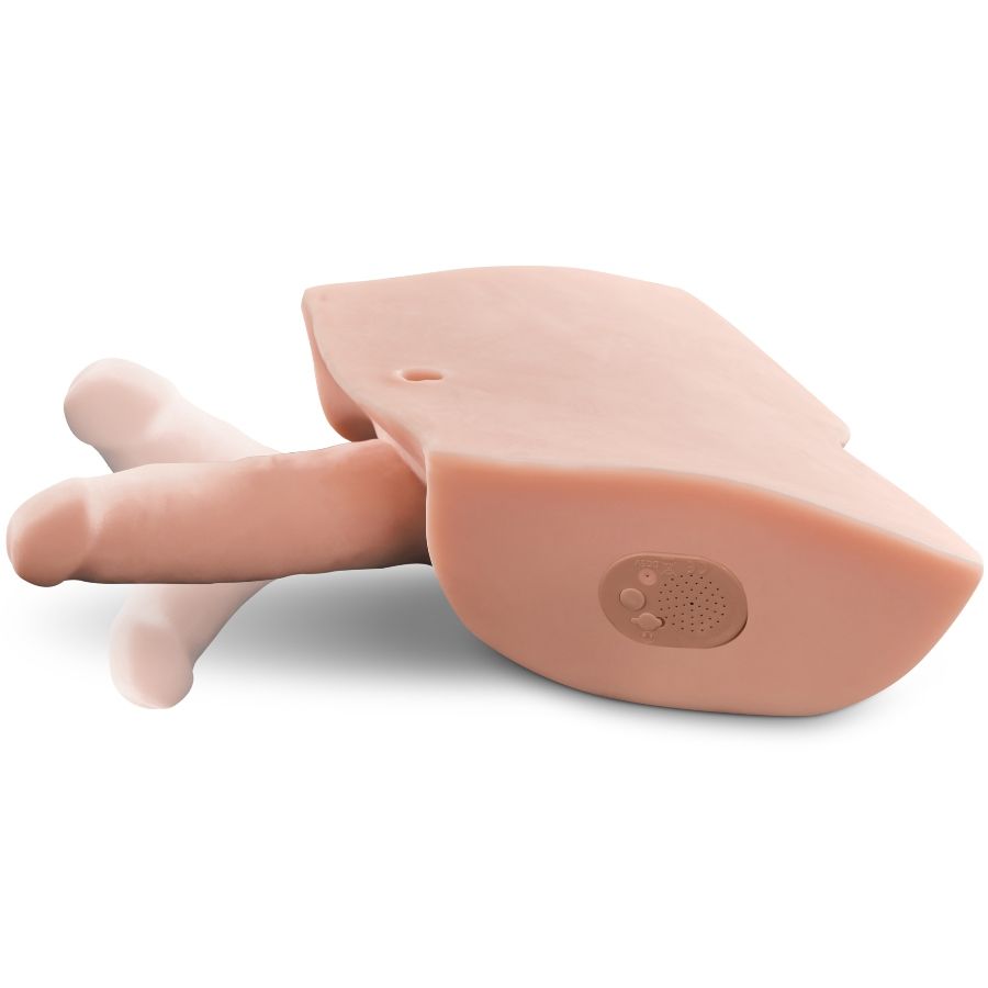 Buste masculin avec phallus articulé, vue de dessous sur le haut-parleur
