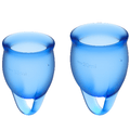 Coupe menstruelle Satisfyer Feel Good en silicone médical bleu translucide, set de deux coupes souples avec cordon de retrait, protection intime réutilisable et sans couture.