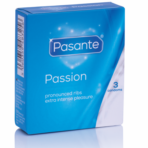 Boite bleue Pasante Passion de 3 preservatifs vue de trois quarts, pronounced ribs extra intense pleasure, modele nervure latex naturel friction accrue