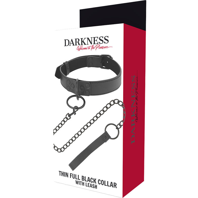 Collier noir avec chaîne néoprène et cuir — détail texture surface