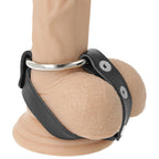 darkness anneau de bite et testicule bdsm