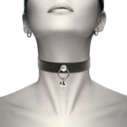 Collier cuir vegan Coquette fermeture sécurisée — détail produit