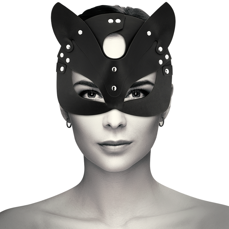 Masque cuir vegan avec oreilles de chat — détail produit