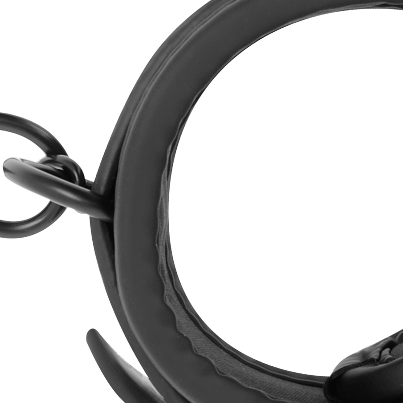 Col neoprene ouvert du harnais maitre Fetish Submissive vu de profil, anneau en D metal noir et doublure cuir vegan rembourree