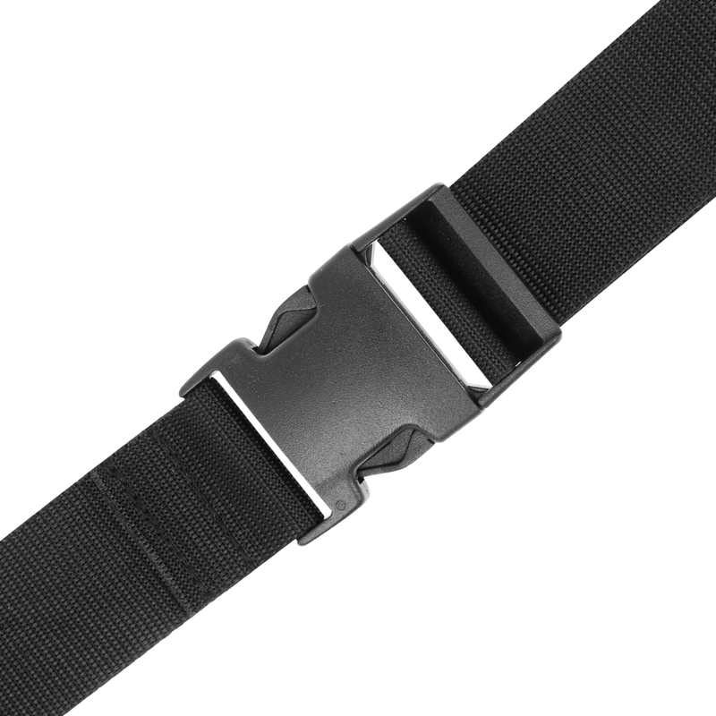 Gros plan de la boucle a clip rapide sur la sangle nylon reglable du kit d'attache lit Fetish Submissive, fermeture securisee a degagement